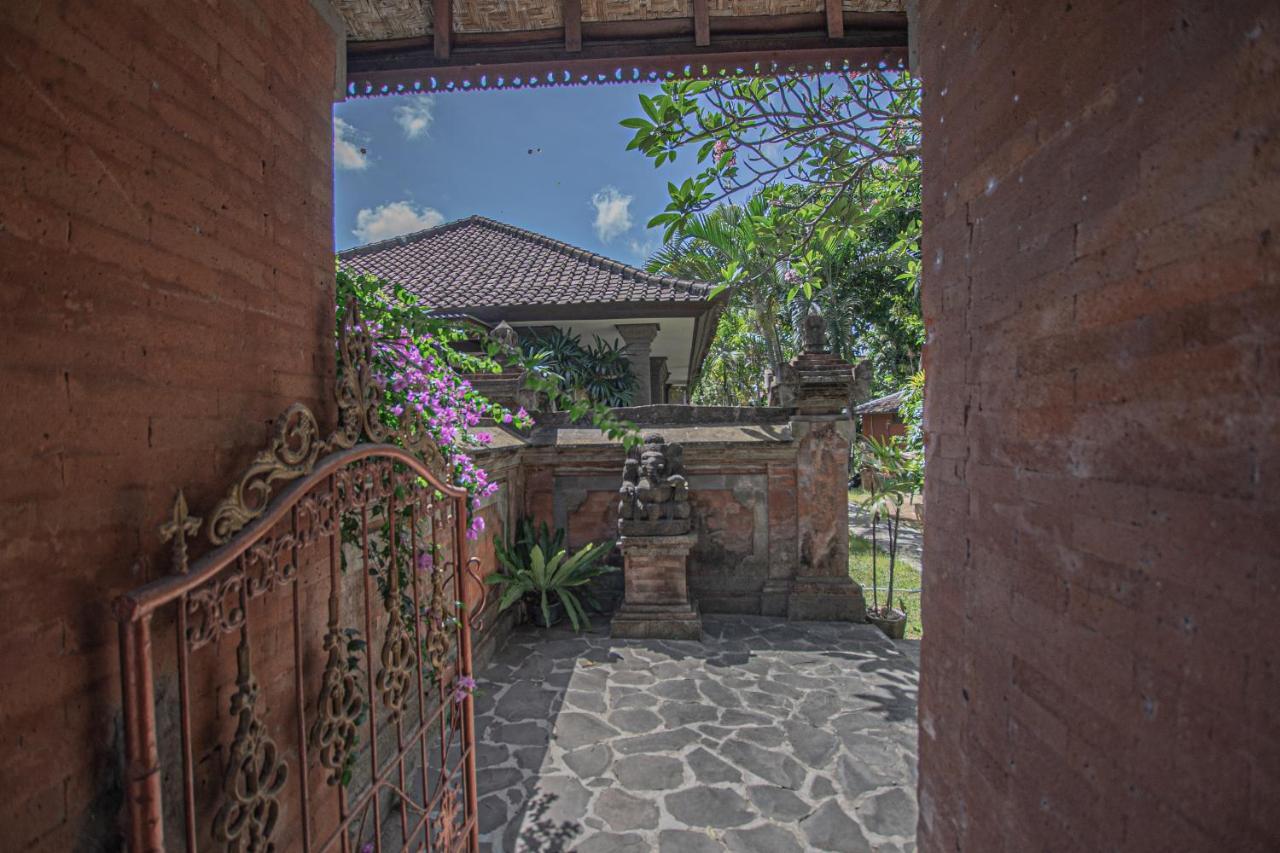 Panorama Cottages I Legian Esterno foto