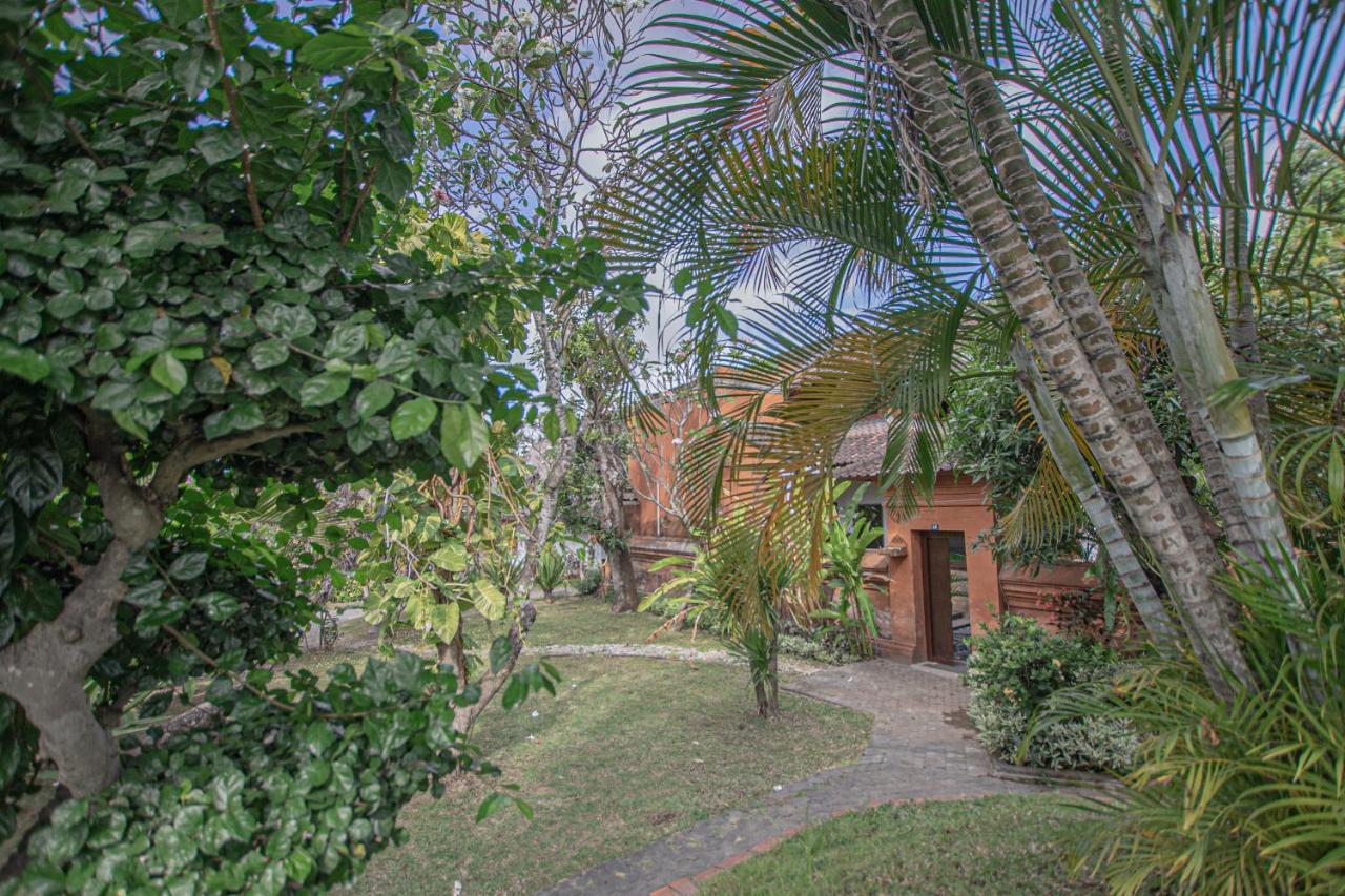 Panorama Cottages I Legian Esterno foto